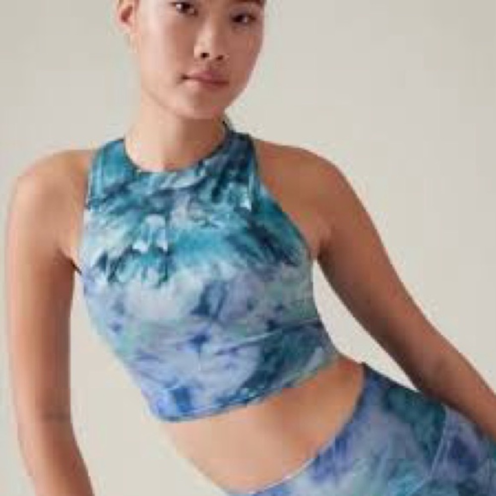 NEW!! Women’s Athleta Conscious Crop Printed Blue Tie Dye Sports Bra Size S P